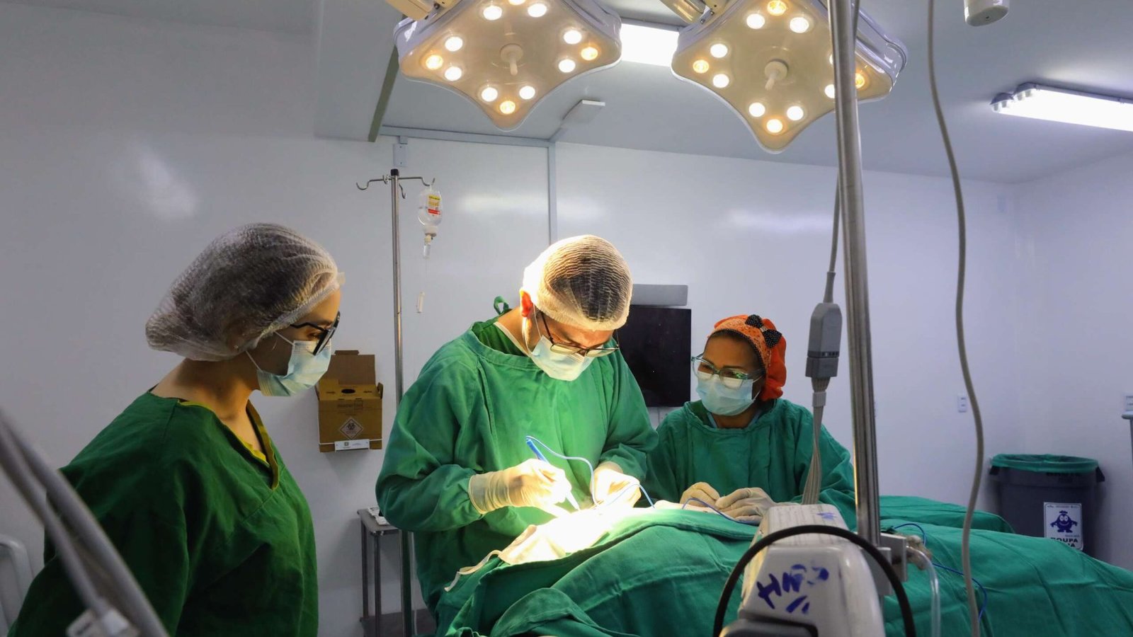 A iniciativa acontece em parceria com o Governo Federal por meio do Programa Agora Tem Especialistas