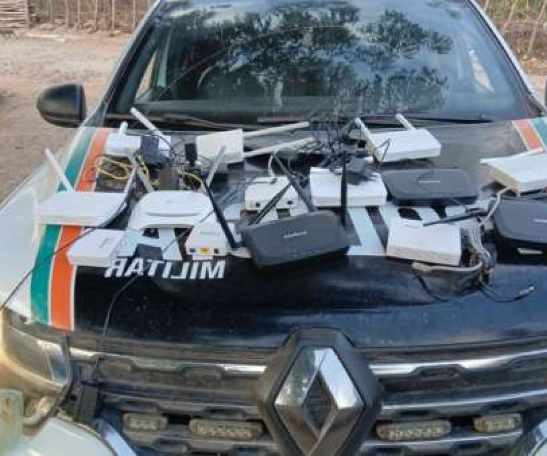 PMCE-apreende-adolescente-suspeito-de-ato-infracional-analogo-ao-crime-de-extorsao-contra-provedor-de-internet-em-Graca-600x338-1