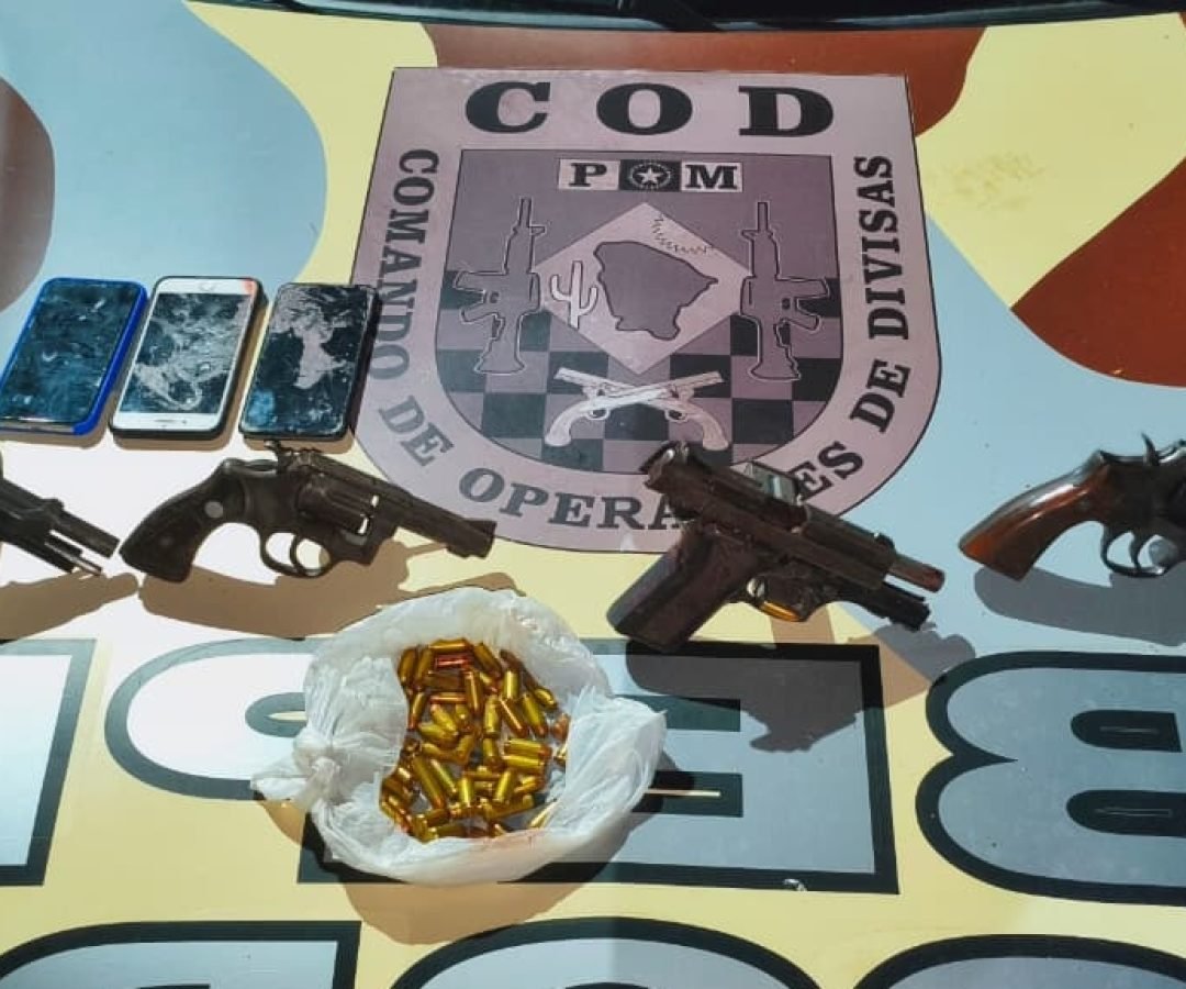 PMCE-apreende-cinco-armas-apos-confronto-no-Crato.IM_