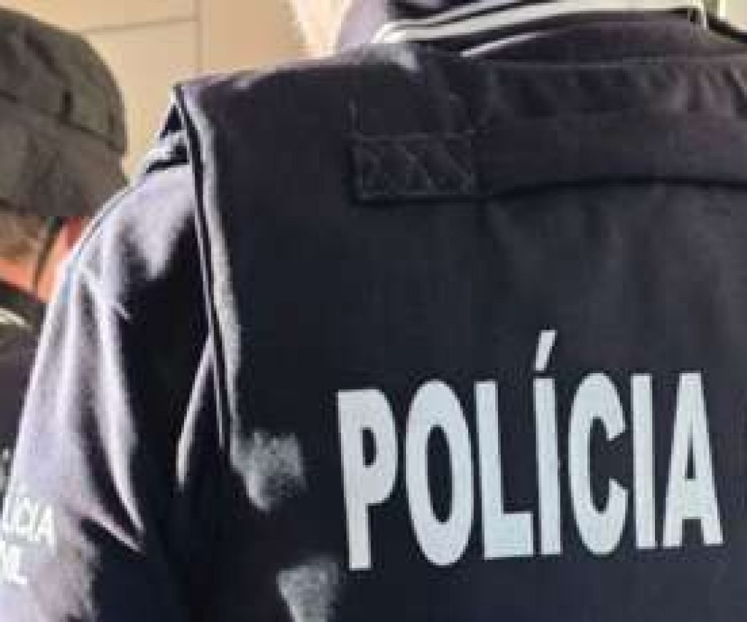 28 de novembro de 2025 Polícia Militar prende homem por tráfico de drogas em Maranguape