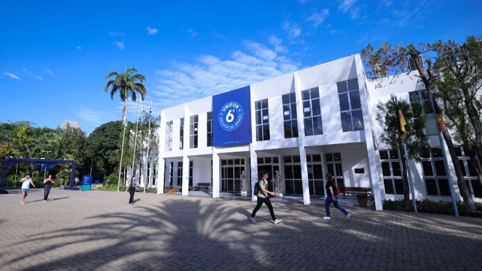 estudantes dos cursos de graduação da Unifor. Entre os destaques da programação