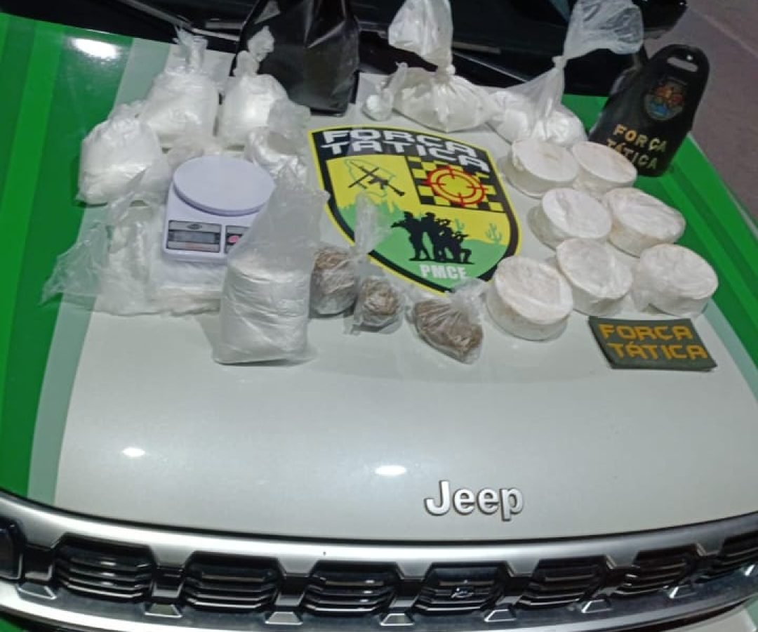 PMCE prende dupla por tráfico e associação em Barbalha com 7 quilos de cocaína