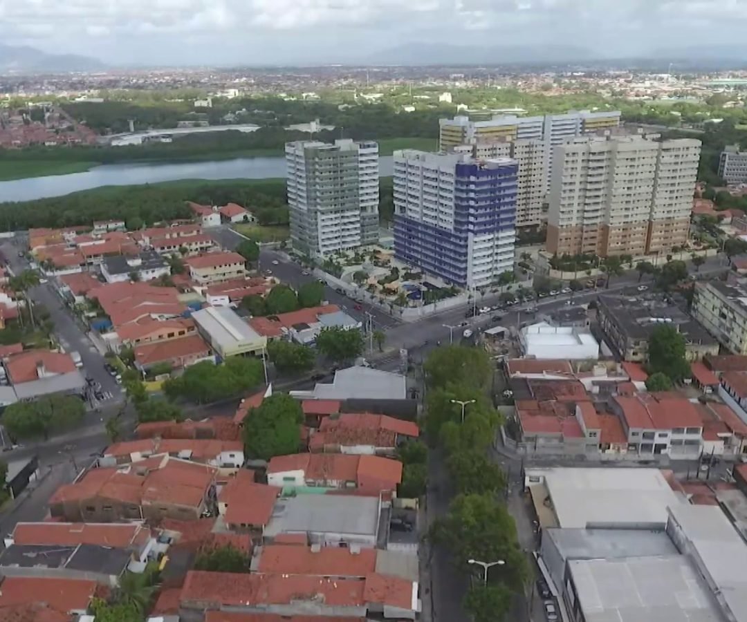 um ano o prazo de efetivação do novo Plano Diretor da cidade, aprovado em novemb