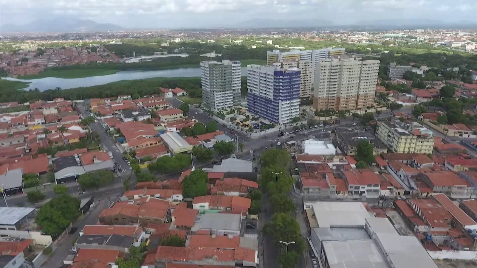 um ano o prazo de efetivação do novo Plano Diretor da cidade, aprovado em novemb