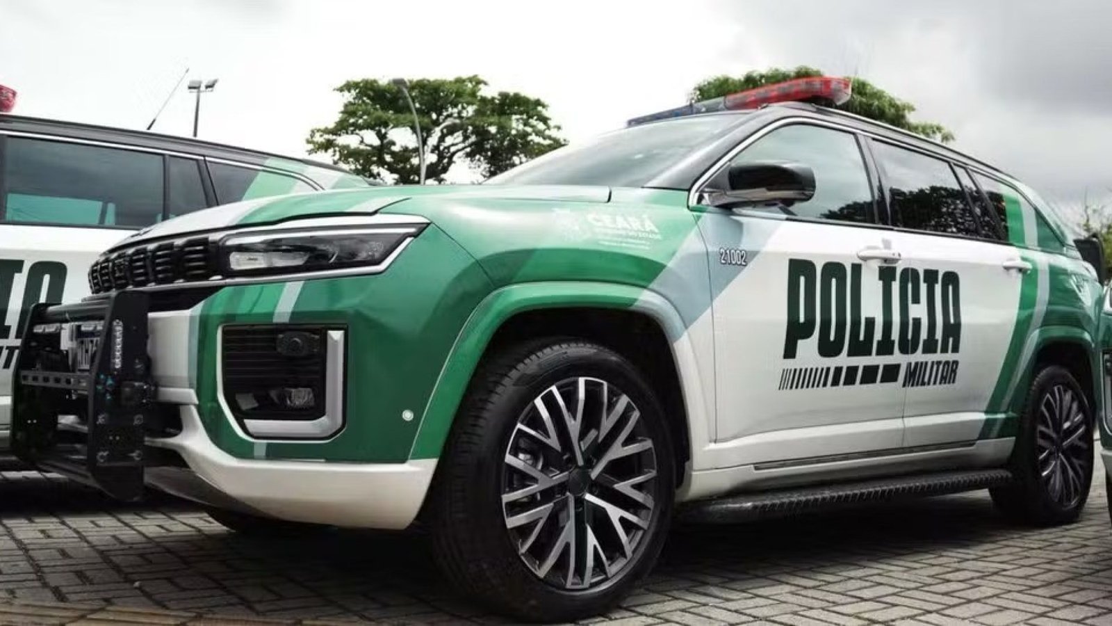 que ele queria. O suspeito já respondia pelo crime de disparo de arma de fogo. D