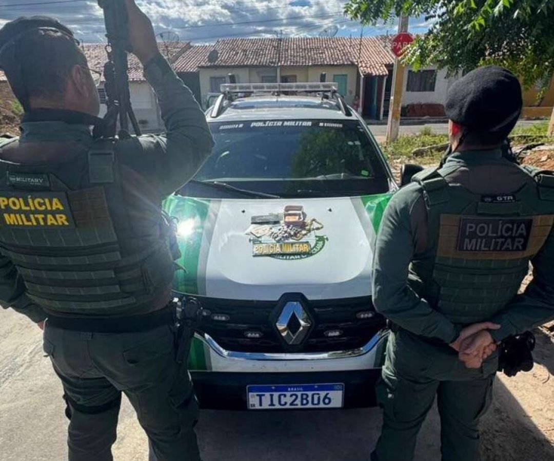 Ação da Polícia Militar resulta em prisão por tráfico de drogas em Assaré