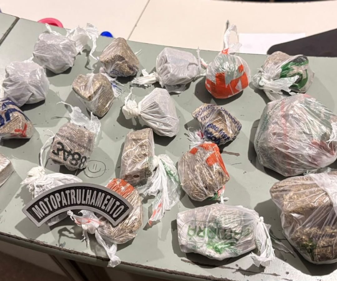 Polícia Militar do Ceará apreende mais de meio quilo de maconha em operação noturna em Caucaia