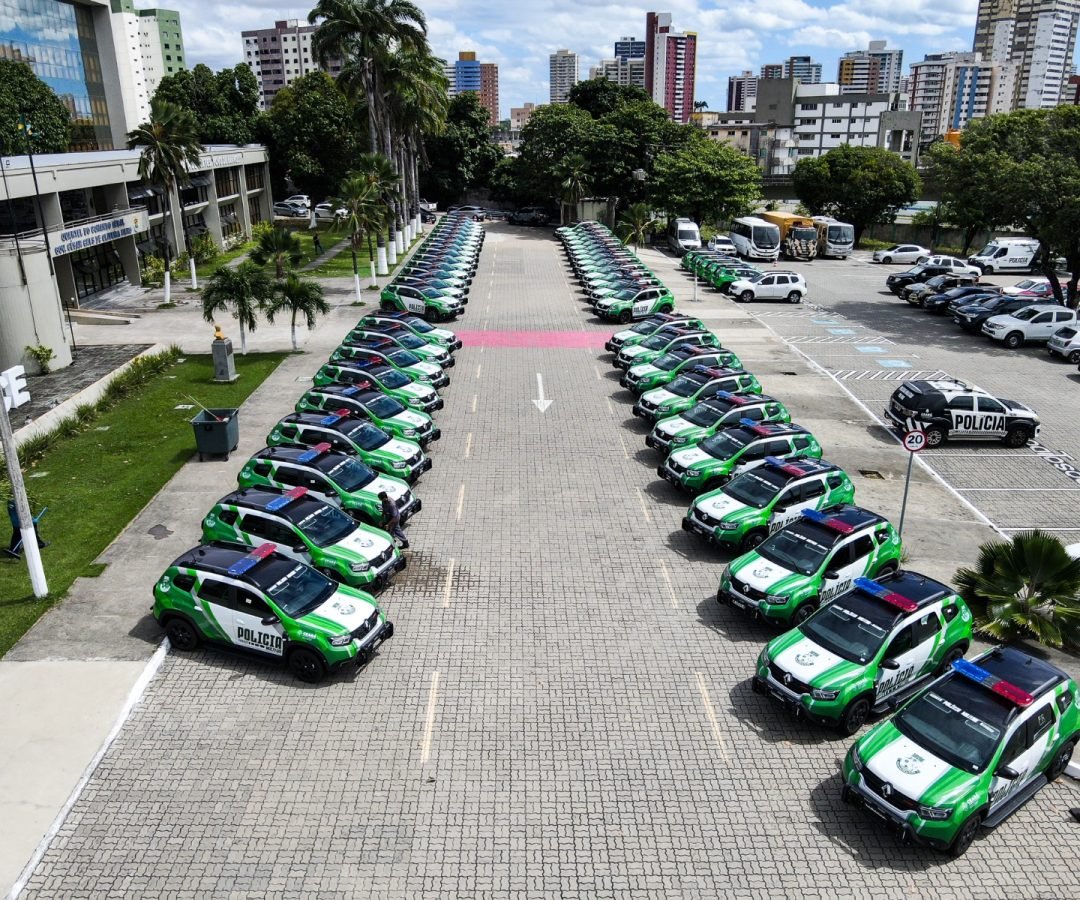 Governo do Ceará reforça policiamento com entrega de 51 novas viaturas