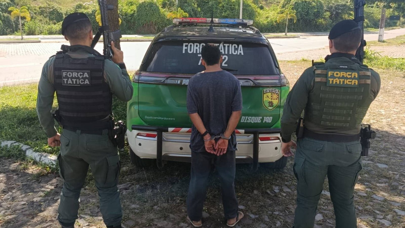 ter matado o irmão. Durante depoimento policial, Fernando ficou em silêncio na m