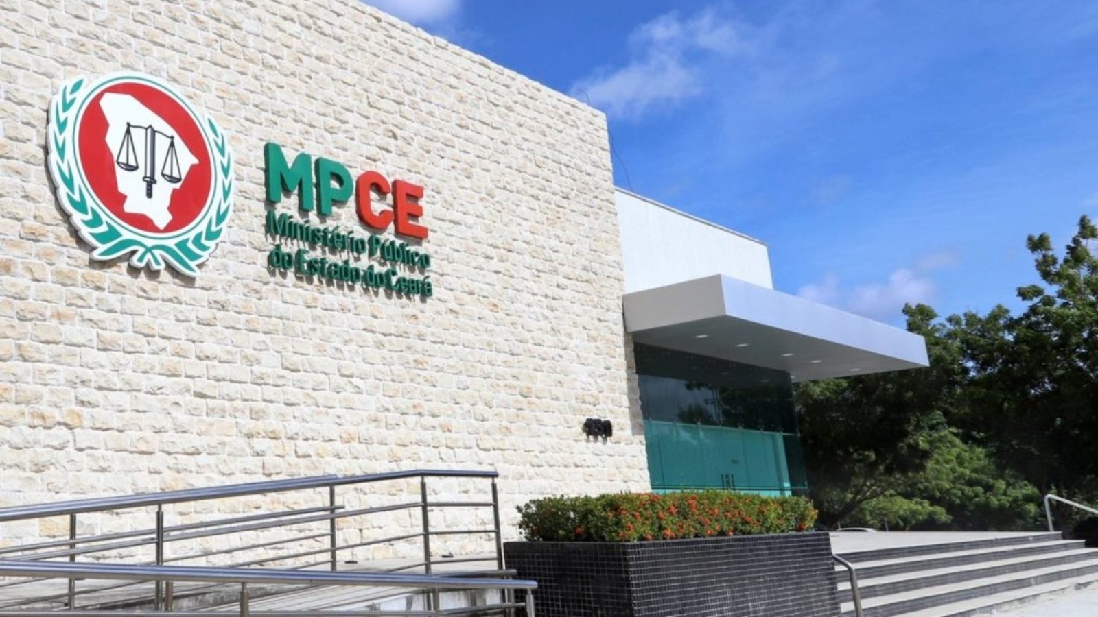 to e Defesa do Torcedor (Nudetor) - um núcleo especializado do MPCE com atuação