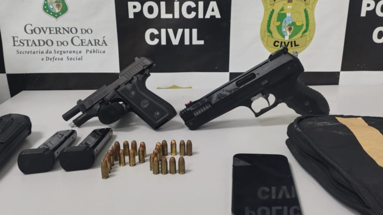 posse irregular de arma de fogo. O indivíduo estava sendo investigado por supost