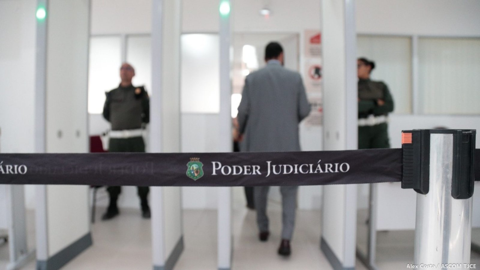 suspeita de matar homem em Fortaleza é absolvida. Alex Costa/TJCE. A esteticista