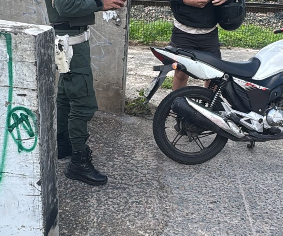BPRE reforça fiscalização contra motos em passarelas da Br-116 em Fortaleza