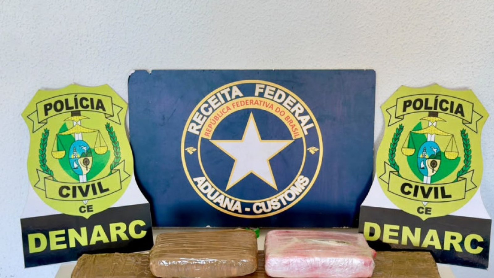 meio da Delegacia de Narcóticos (Denarc), e por equipes da Receita Federal, por