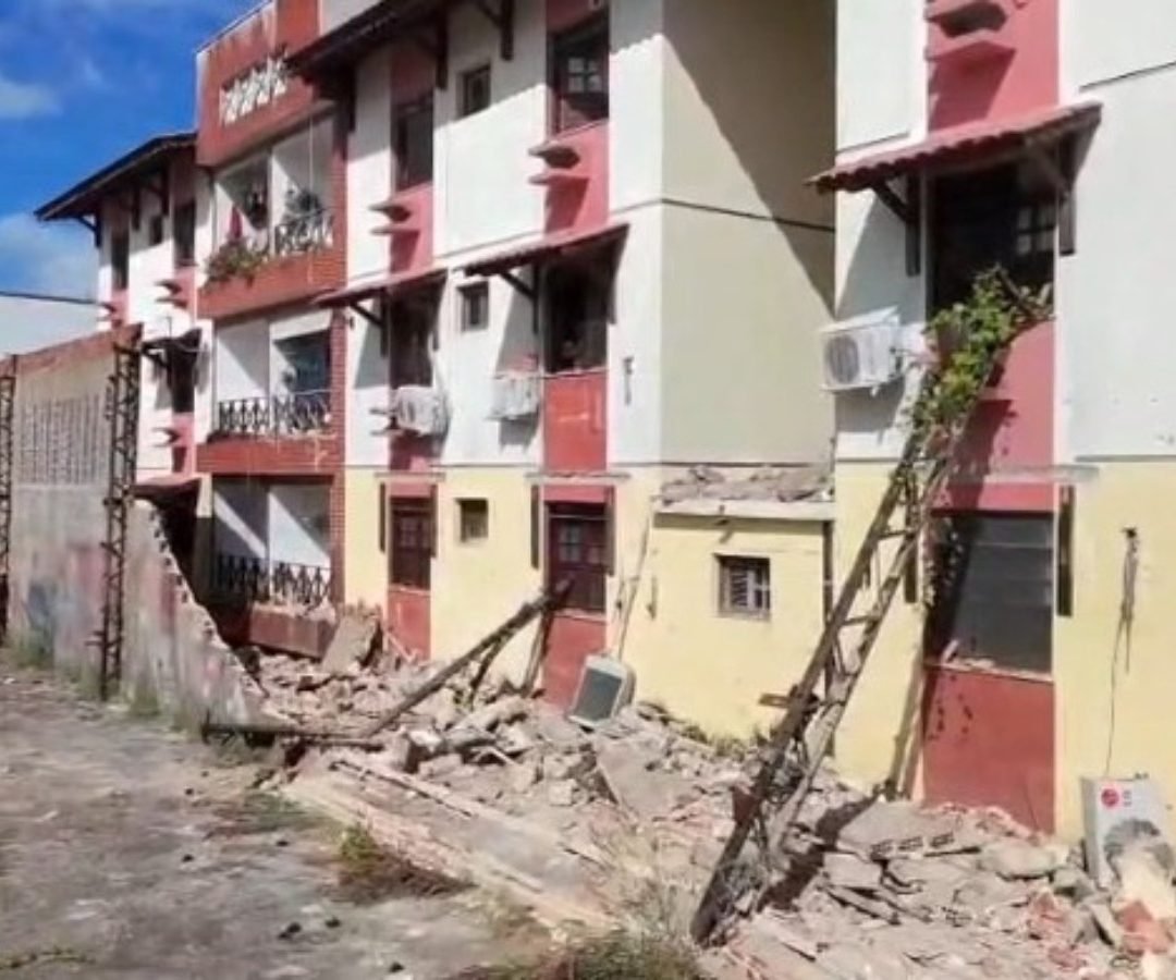 Desabamento de muro em Fortaleza expõe riscos estruturais em condomínios