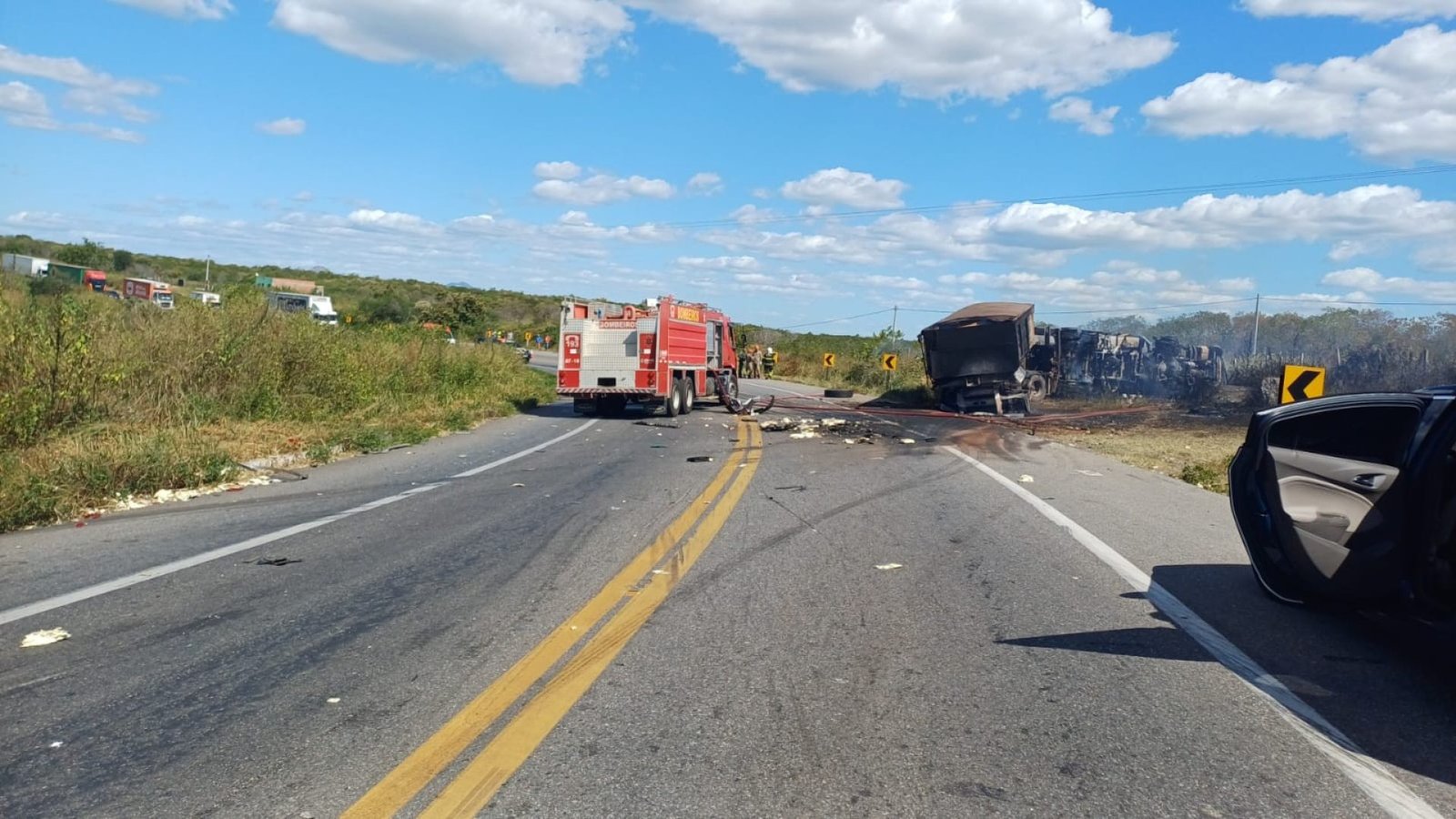 Tragédia na Br-222: caminhoneiro morre carbonizado após colisão em Forquilha