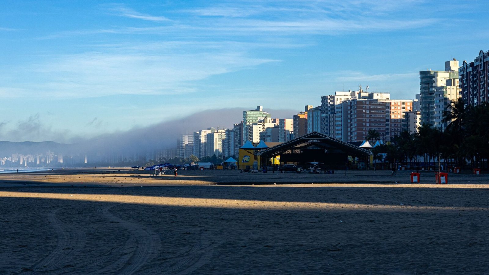Praia de Iracema: um retrato da boemia e da transformação urbana em Fortaleza