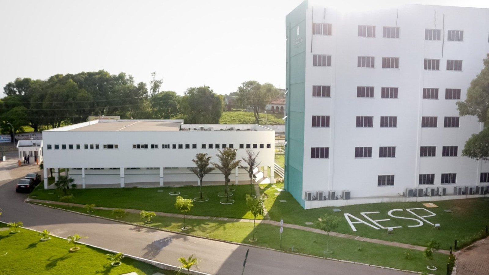 Aluno de curso para delegados é atingido por disparo acidental em Fortaleza